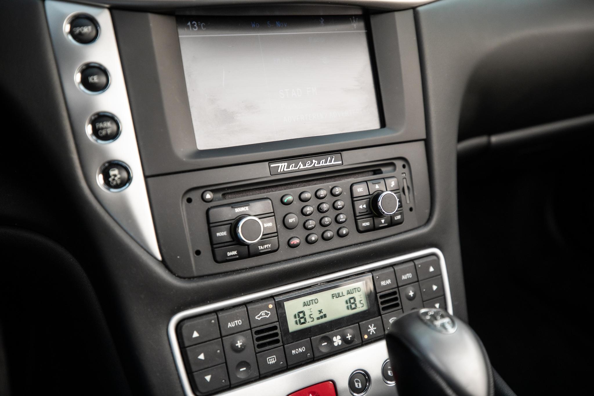 Maserati GranCabrio 4.7 Sport