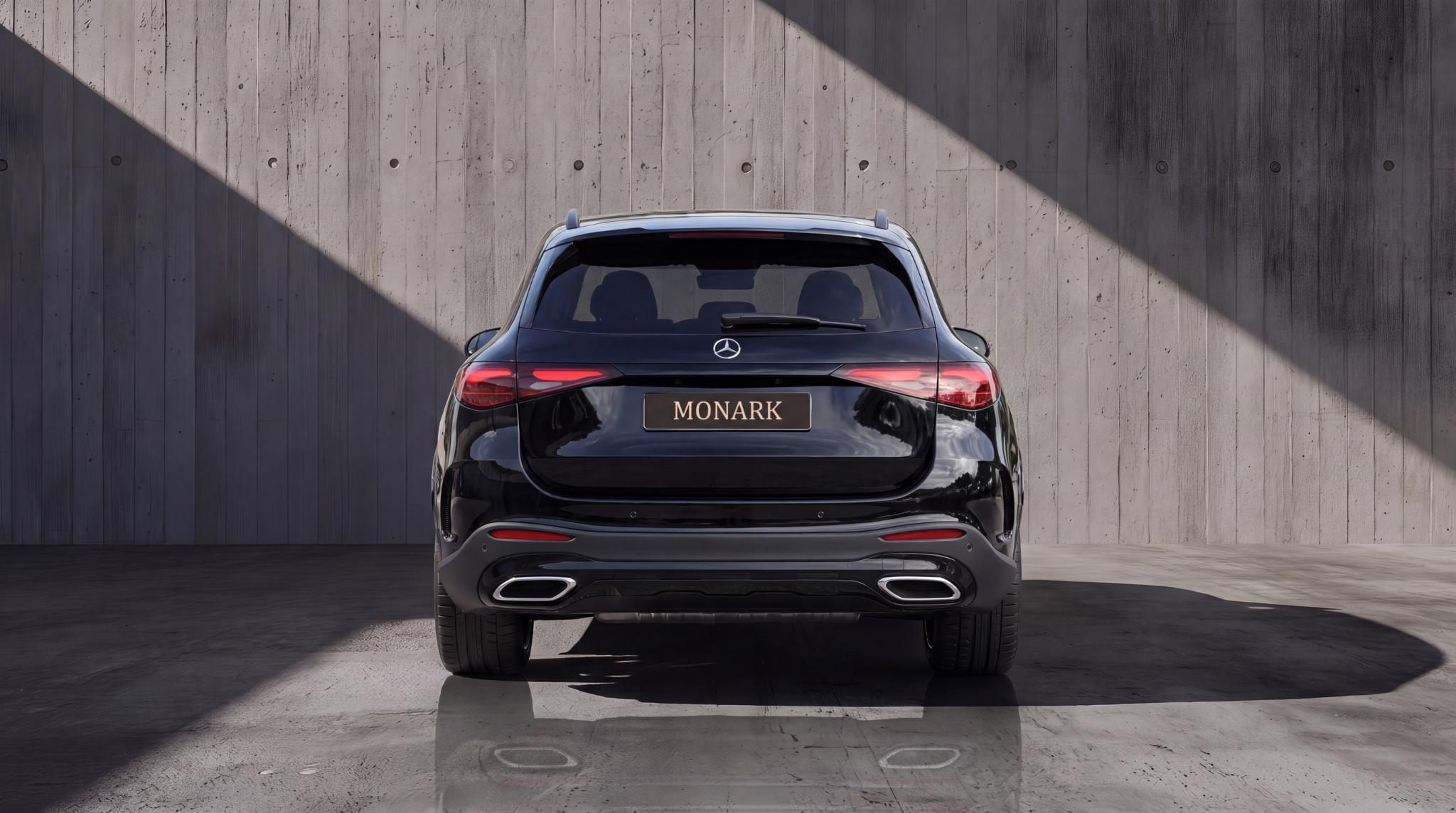 Mercedes-Benz GLC 300e 4MATIC AMG Line