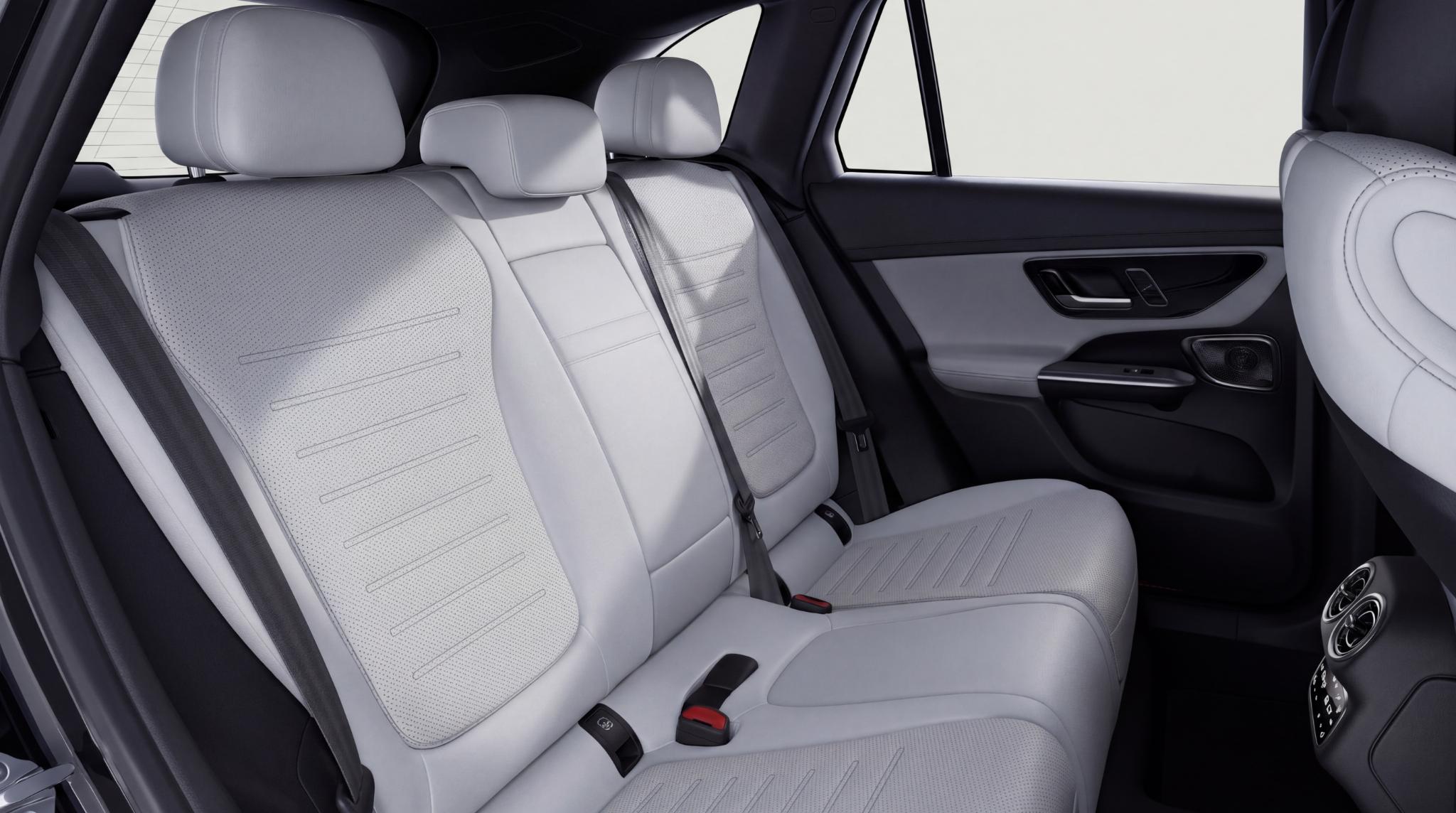 Mercedes-Benz GLC 300e 4MATIC AMG Line